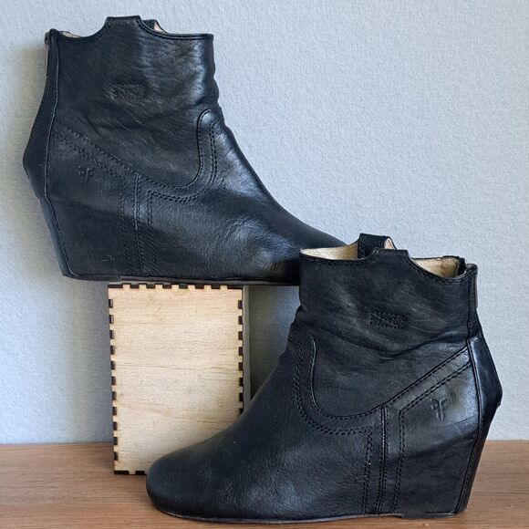 FRYE Carson Women's 7.5 Leather Hidden Wedge Ankle Booties Black Comfort Boots - Picture 4 of 15